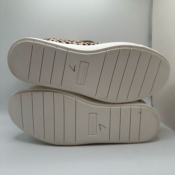 CUSHIONAIRE Women's Cozy Hidden Wedge Sneaker 7 CHEETAH - Picture 5 of 7